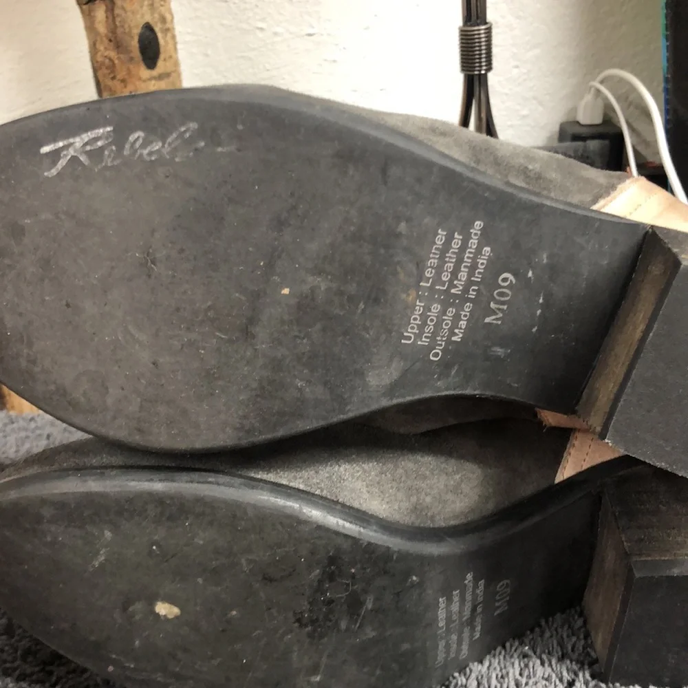 Rebels two tone leather ankle boots‎ size 9
